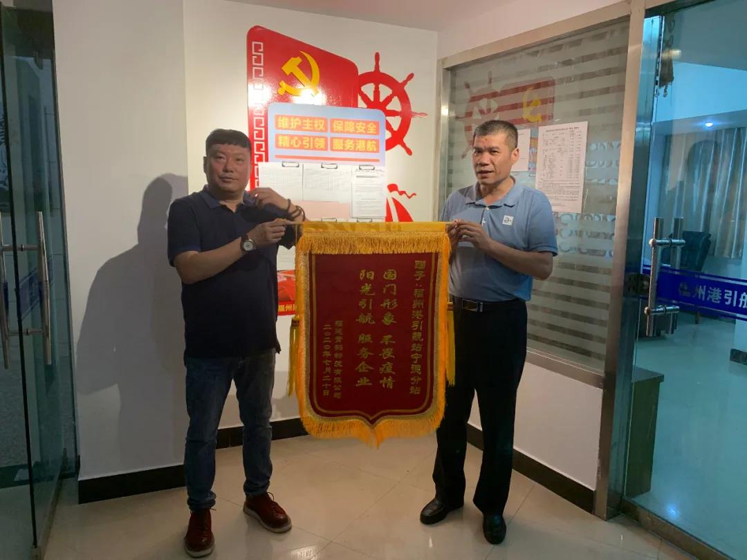 60567952c6b105f232fbe2ef8b6438e0